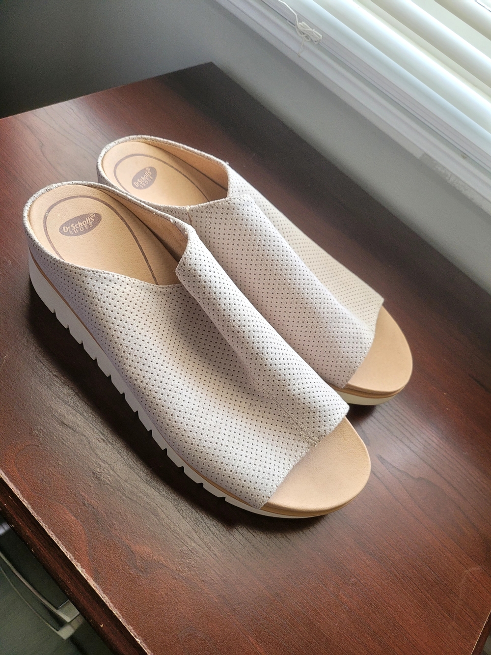 Dr. Scholl's Women's White Perforated Slide Sandals